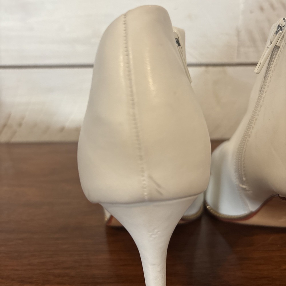 BCBGENERATION Womens White Padded Hadix Pointed Toe Stiletto Zip-Up Booties 7.5 - Picture 11 of 16